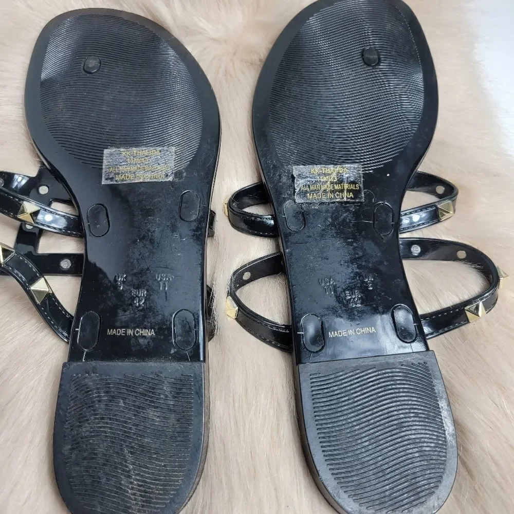 Kelly and Katie Rockstud T-Strap Flat Slide Sandals